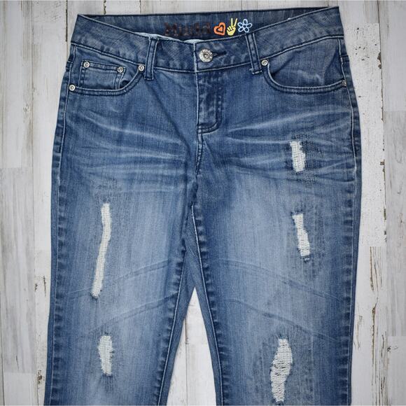 Y2K style Mudd blue stretch denim frayed low rise bootcut jeans Junior's size 9 - Picture 2 of 7